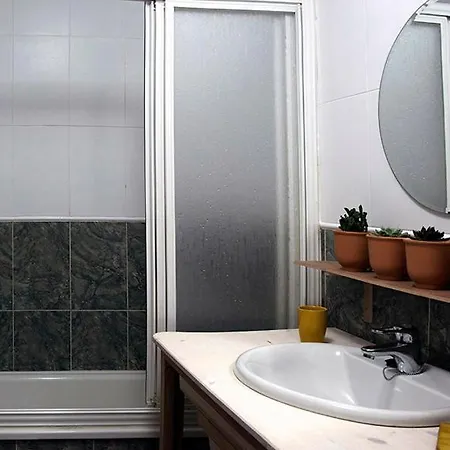 Apartamento Con Jardin Vistas Playa Quenxe. * Corcubión