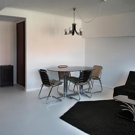 Apartamento Con Jardin Vistas Playa Quenxe. *